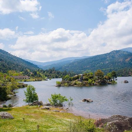 Nucleo De Turismo Rural Valle De Iruelas Лас-Крусерас Экстерьер фото